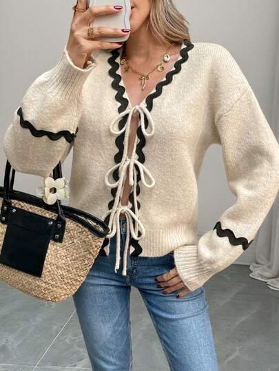 26%Acrylic & 57%Polyester & 14%Polyamide & 3%Elastane