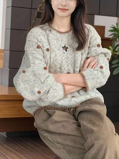 5.9%Wool & 9.8%Polyamide & 1.5%Elastane & 82.8%Polyester