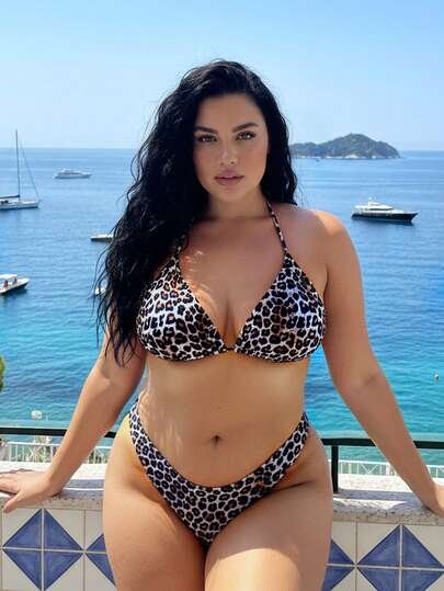 82%Polyester & 18%Elastane