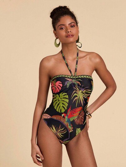 82%Polyester & 18%Elastane