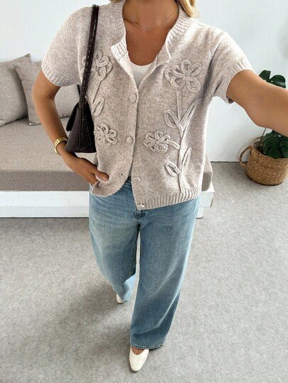 8%Acrylic & 82%Polyester & 7%Wool & 3%Elastane