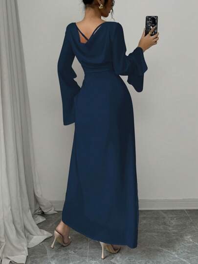 4.0%Elastane & 96.0%Polyester