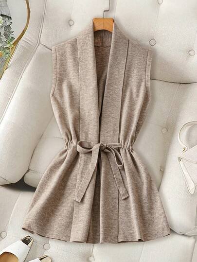 42%Acrylic & 28%Polyamide & 30%Polyester