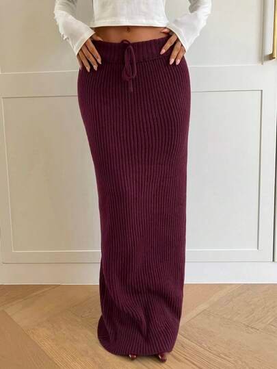 25%Viscose & 30%Polyester & 18%Polyamide & 27%Acrylic